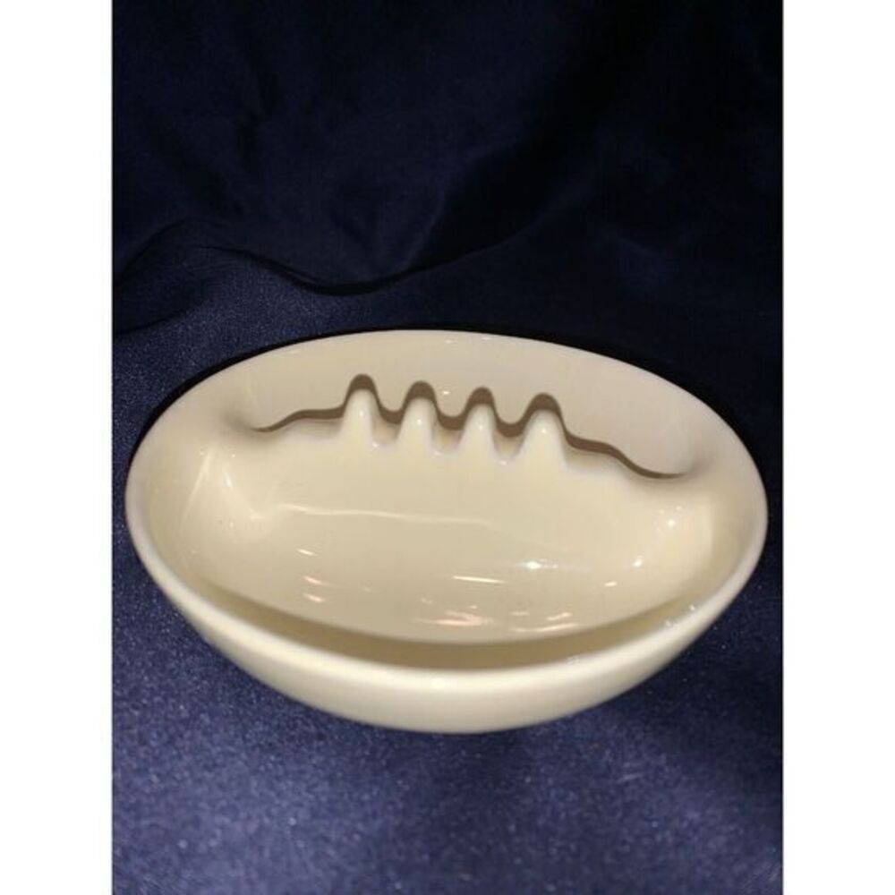 Robert Fowler R. F. Ltd ‎ Ceramic Ashtray from Australia 5.5"